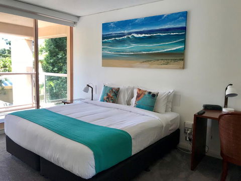 Charlesworth Bay Beach Resort - Flights 13
