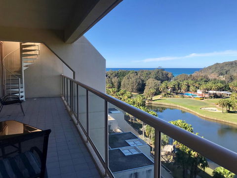 Charlesworth Bay Beach Resort - Flights 27
