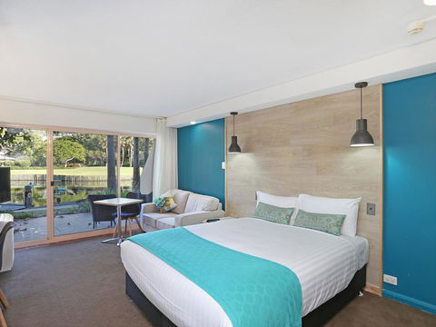 Charlesworth Bay Beach Resort - Flights 41