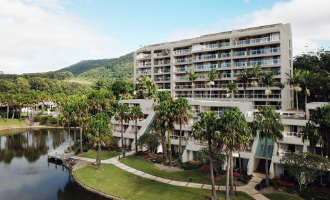 Charlesworth Bay Beach Resort - Flights 35