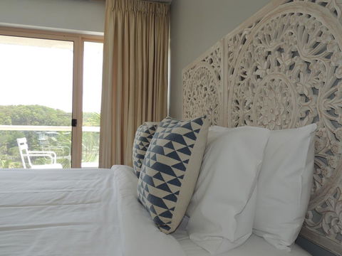 Charlesworth Bay Beach Resort - Flights 7