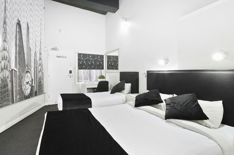 Airport Hotel Sydney - Flights 17