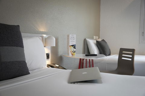 Ibis Sydney Airport - Flights 24