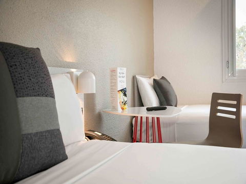 Ibis Sydney Airport - Flights 44