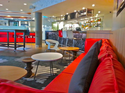 Ibis Sydney Airport - Flights 17
