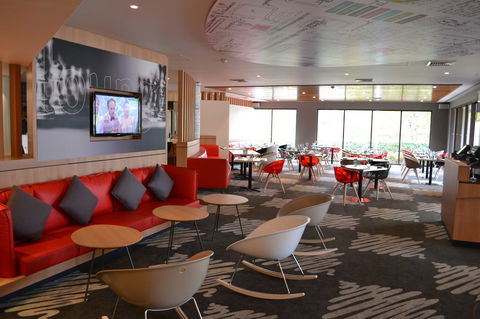 Ibis Sydney Airport - Flights 15