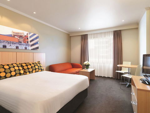 Ibis Styles Sydney Central - Flights 9