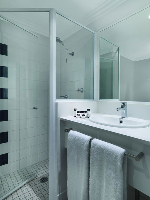 Ibis Styles Sydney Central - Flights 5