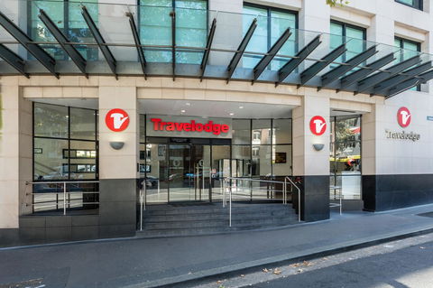 Ibis Styles Sydney Central - Flights 17