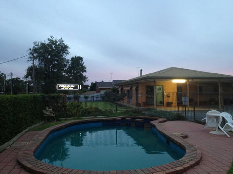 Deniliquin Motel - Flights 25