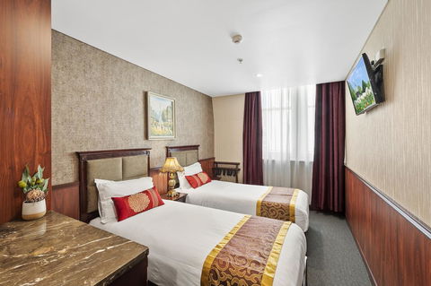 YEHS Hotel Sydney CBD - Flights 9