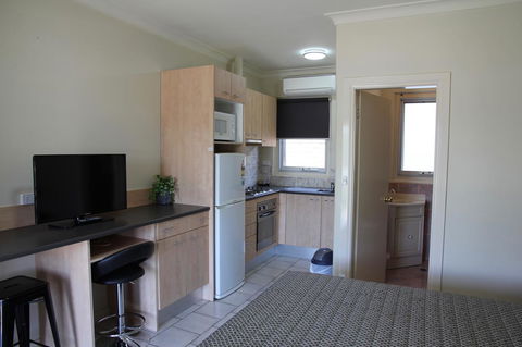 Tumut Apartments - Flights 5