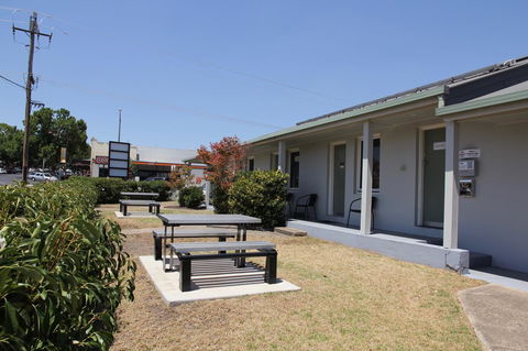 Tumut Apartments - Flights 17