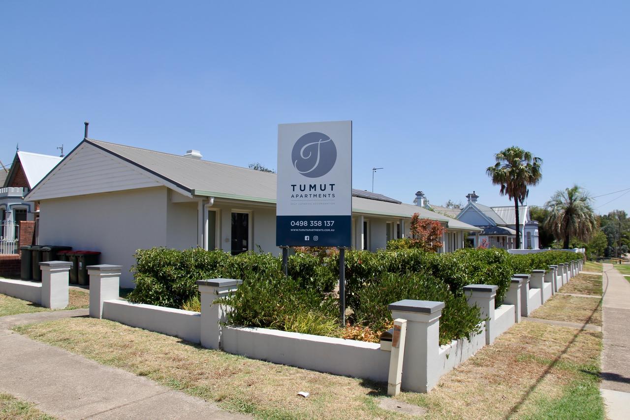 Tumut NSW Flights