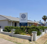 Tumut Apartments - Flights