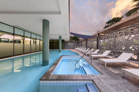Vibe Hotel Darwin Waterfront - Flights 5