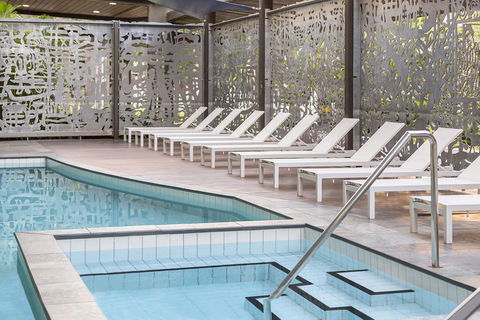 Vibe Hotel Darwin Waterfront - Flights 7