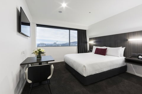 The Sebel Canberra Civic - Flights 2