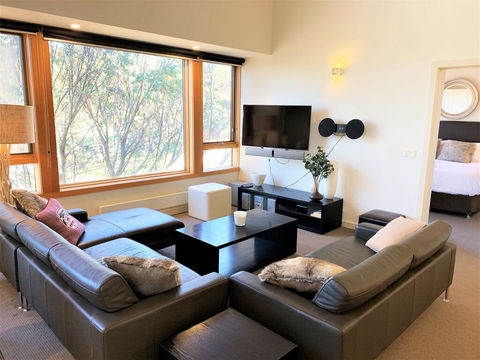 Buller Holidays Apartments - Flights 3