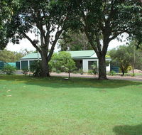 Bungadoo Country Cottage - Flights