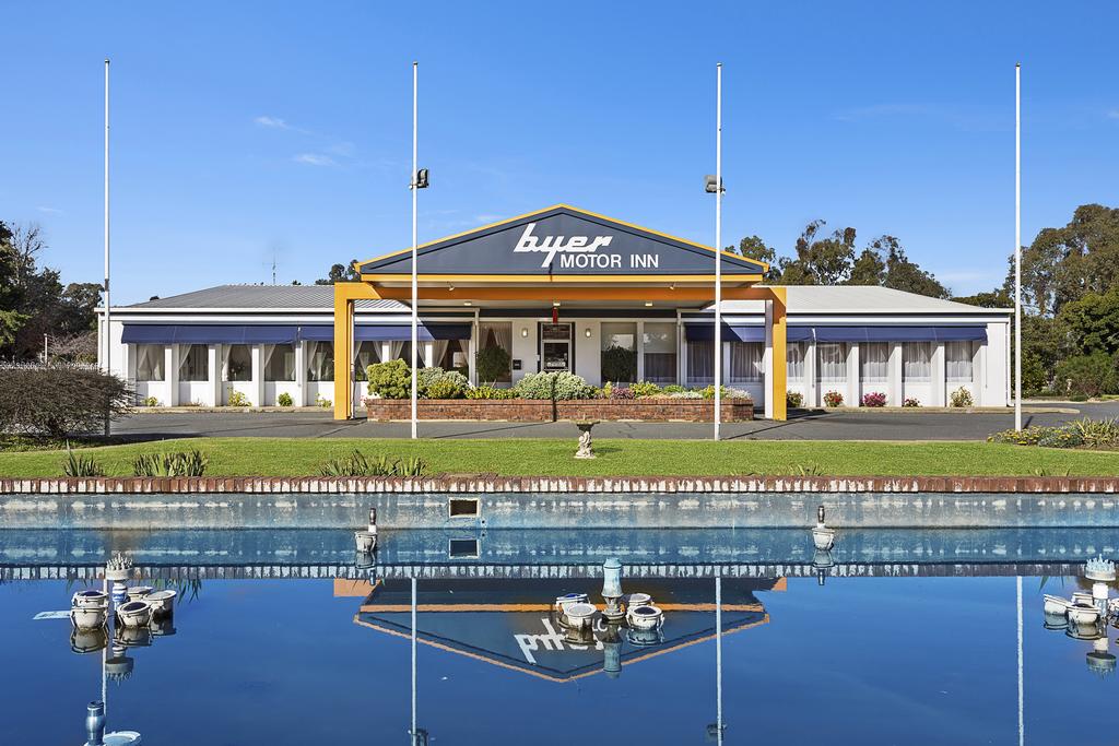 Mullengandra NSW Flights