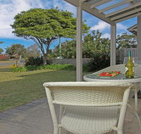 Callala Beach Cottage - charm and character - Flights