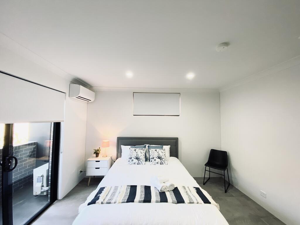 Carlton NSW Flights