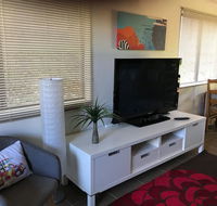 Central Gold Coast 3 Double Bedroom Apartment - Flights