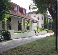 Charming Federation style home minutes from CBD - Flights