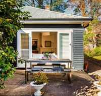 Charming Mountain Cottage - Flights