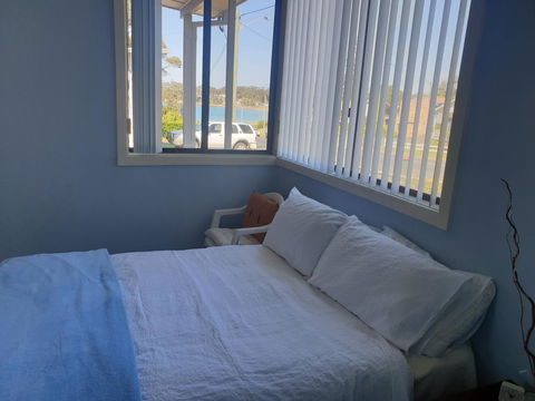 Cozy Beach Weekender - Flights 0