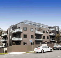 Deakin 2Bed 2Bath and Free parking - Flights