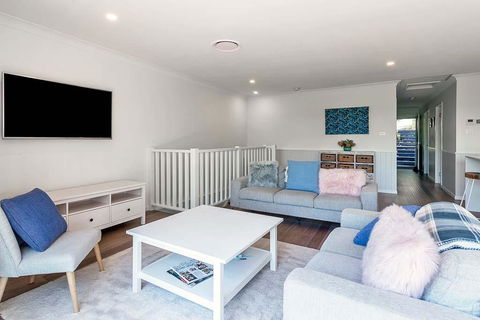 DESIGNER HOLIDAY BEACH PAD // 4 BED // COPA - Flights 2