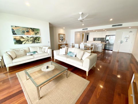 DIRECT BEACH ACCESS - 3 BED APART - CABARITA BEACH - Flights 2