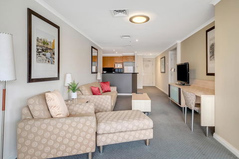 DREAM HARBOUR VIEW 2 BRM // GYM, POOL And PARKING - Flights 3