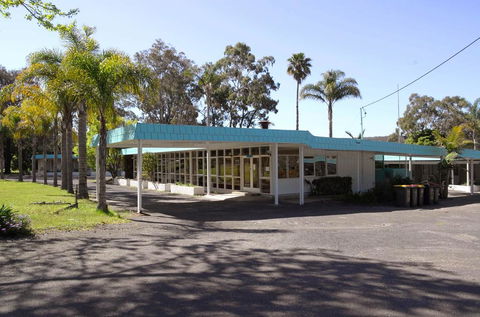 Eden Nimo Motel - Flights 0