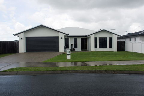 Family Friendly Holiday Home - Flights 3