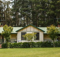 Federation Gardens  Possums Hideaway - Flights