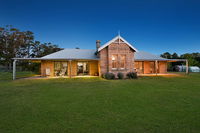 Book Canyonleigh Accommodation Vacations Flights Flights