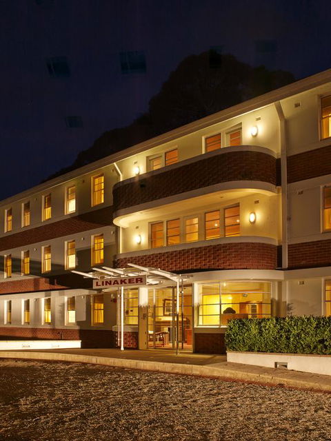 George Kerferd Hotel - Flights 3