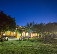 Grampians Eco YHA - Flights