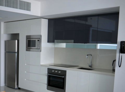H Luxury Apartment At Surfers Paradise - Flights 1