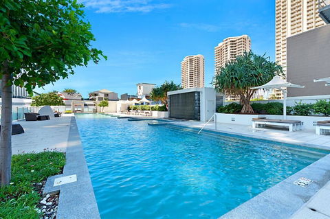 H Resort Orchid Avenue Surfers Paradise- Holidays Gold Coast - Flights 0