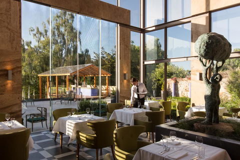Islington Hotel - Flights 1