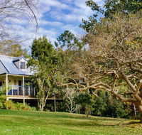 Jacaranda Cottages - Flights