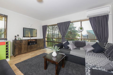 Kirwan Apartment 21 - Flights 3