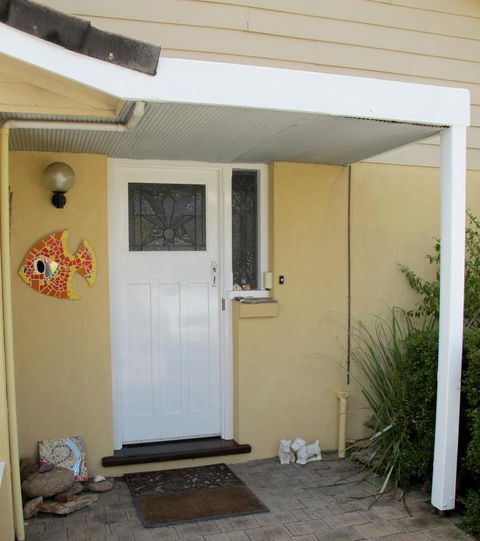 Layton Street Apartments - Flights 3