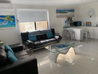 Book Barrack Point Accommodation Vacations Flights Flights