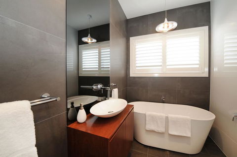 Lewis Street Apartments By Kirsten Serviced Accommodation - Flights 2