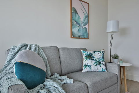 Luxurious And Chic 2BR Apartment In Melbourne CBD - Flights 0